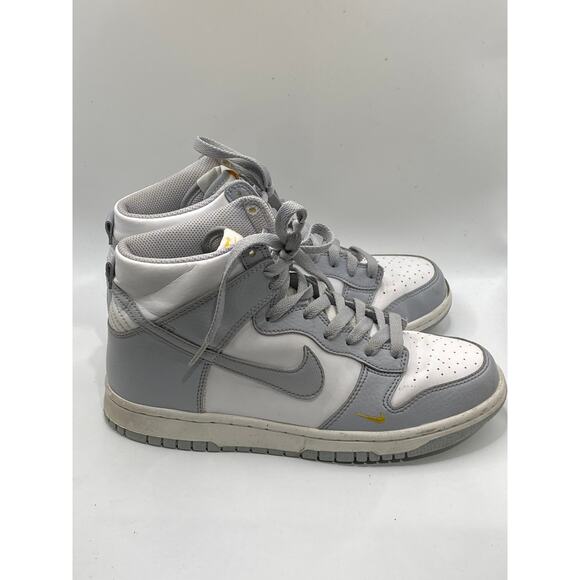 NIKE Youth Wolf Gray Marigold Lace-Up Dunk High Next Nature GS Sneakers SZ 6Y - Picture 2 of 8